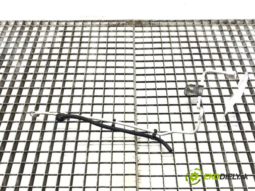 NISSAN X-TRAIL III (T32_, T32R, T32RR) 2013 - 2022    1.6 DIG-T (T32) 120 kW [163 KM] benzyna 2015 - 2022  rúrka klimatizácie 92441-4CE3A (Rúrka klimatizácie)