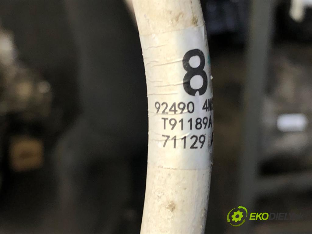 NISSAN X-TRAIL III (T32_, T32R, T32RR) 2013 - 2022    1.6 DIG-T (T32) 120 kW [163 KM] benzyna 2015 - 2022  rúrka klimatizácie 92490-4MS3A (Rúrka klimatizácie)