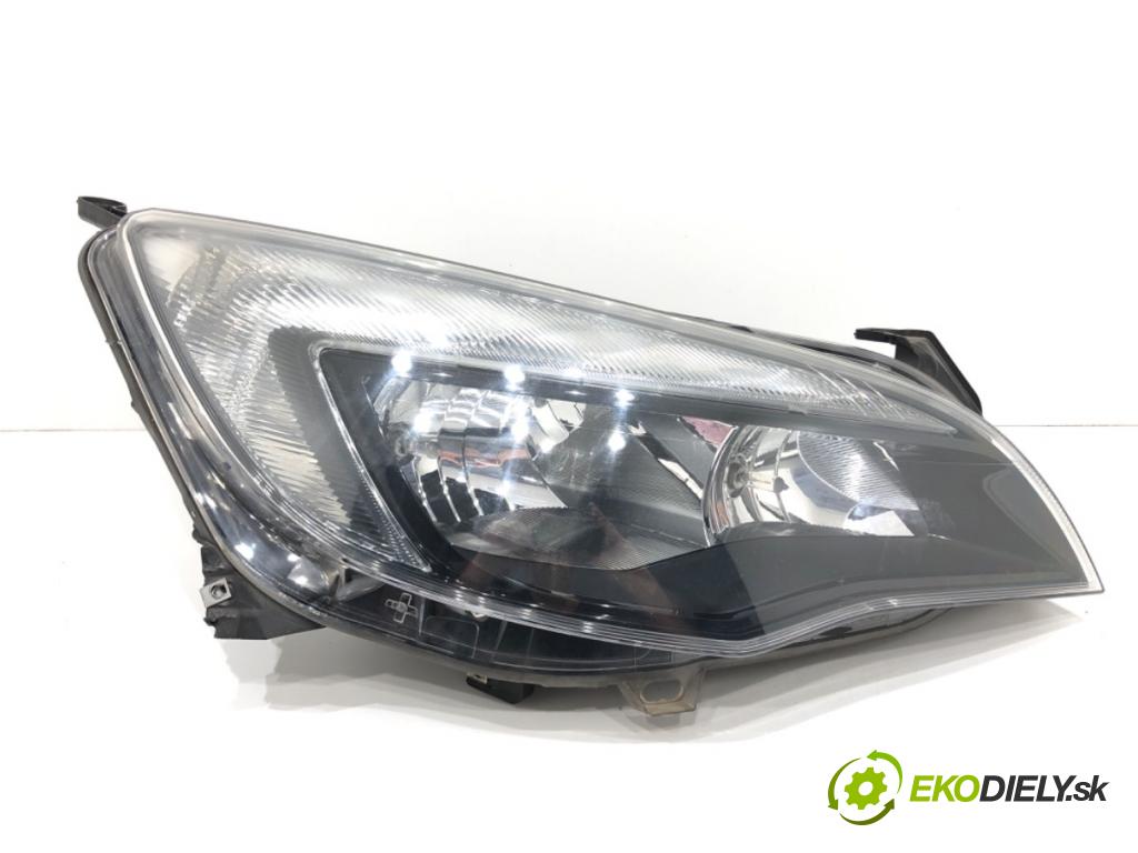 OPEL ASTRA J Kombi 2013 103 kW 1.4 Turbo (35) 1364 světlomet pravý přední část 13371596