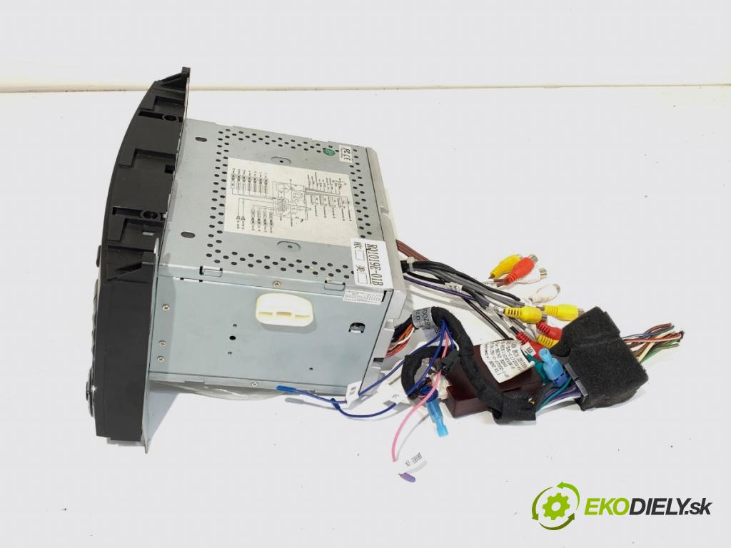 MERCEDES-BENZ W169 liftback 2007 70 kW A 150 (169.031, 169.331) 1498 RADIO Navigácia  (Audio zariadenie)