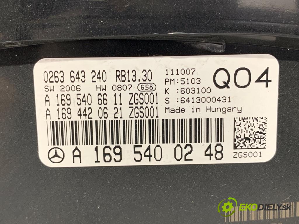 MERCEDES-BENZ W169 liftback 2007 70 kW A 150 (169.031, 169.331) 1498 Prístrojovka A1695400248 (Prístrojová doska, displej)