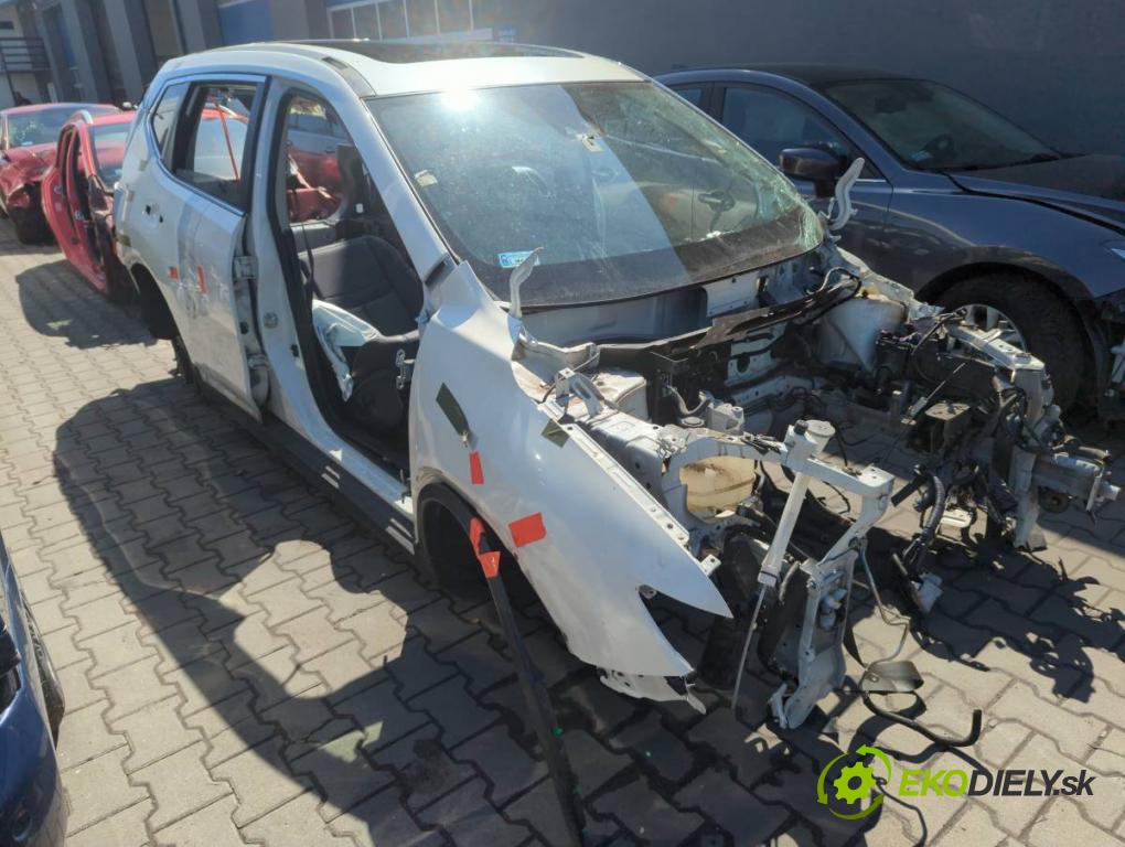 NISSAN X-TRAIL III (T32_, T32R, T32RR) 2013 - 2022    1.6 DIG-T (T32) 120 kW [163 KM] benzyna 2015 - 2022  KAROSERIA ČTVRŤÁK blatník zadní část levý pravý práh střecha PODŁUŻNICA levý pravý