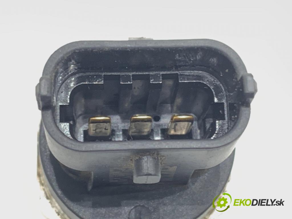 HYUNDAI i40 I (VF) 2012 - 2022    1.7 CRDi 100 kW [136 KM] olej napędowy 2012 - 2022  Snímač tlaku paliva 0281002863 (Snímač)