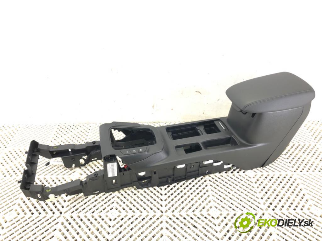 FORD FOCUS IV (HN) 2018 - 2022    1.0 EcoBoost 92 kW [125 KM] benzyna 2018 - 2022  Tunel stredový  (Stredový tunel / panel)