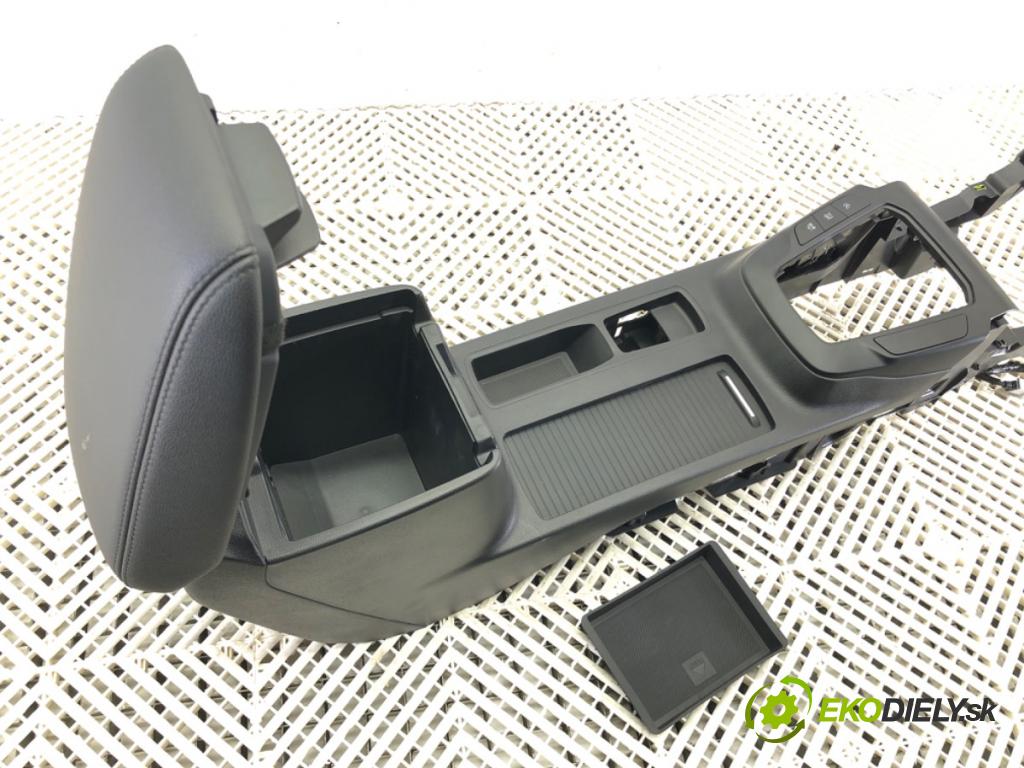 FORD FOCUS IV (HN) 2018 - 2022    1.0 EcoBoost 92 kW [125 KM] benzyna 2018 - 2022  Tunel stredový  (Stredový tunel / panel)