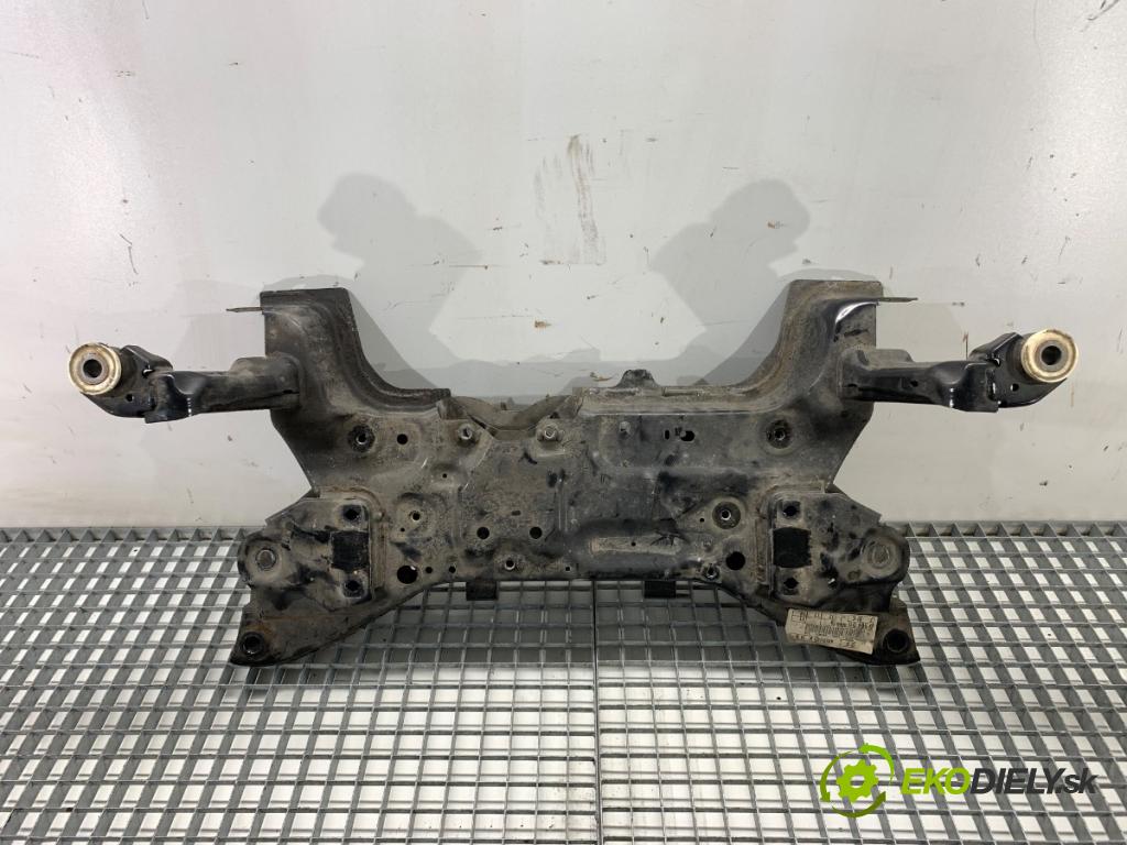 FORD FOCUS IV liftback 2019 92 kW 1.0 EcoBoost 999 Výstuha pod Motor  (Výstuhy predné)