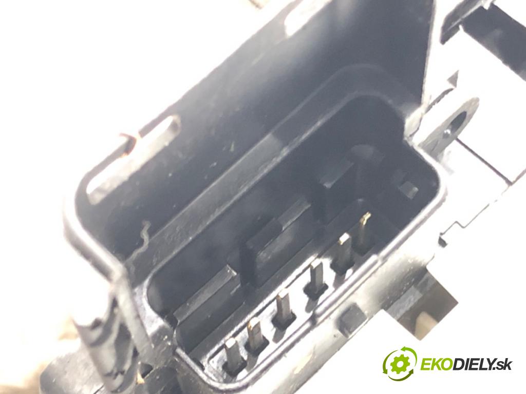 CITROEN C4 PICASSO I nadwozie wielkoprzestrzenne (MPV) (UD_) 2006 - 2015    2.0 HDi 165 120 kW [163 KM] olej napędowy 2010 - 2013  zámok dveře levý přední část 24087816