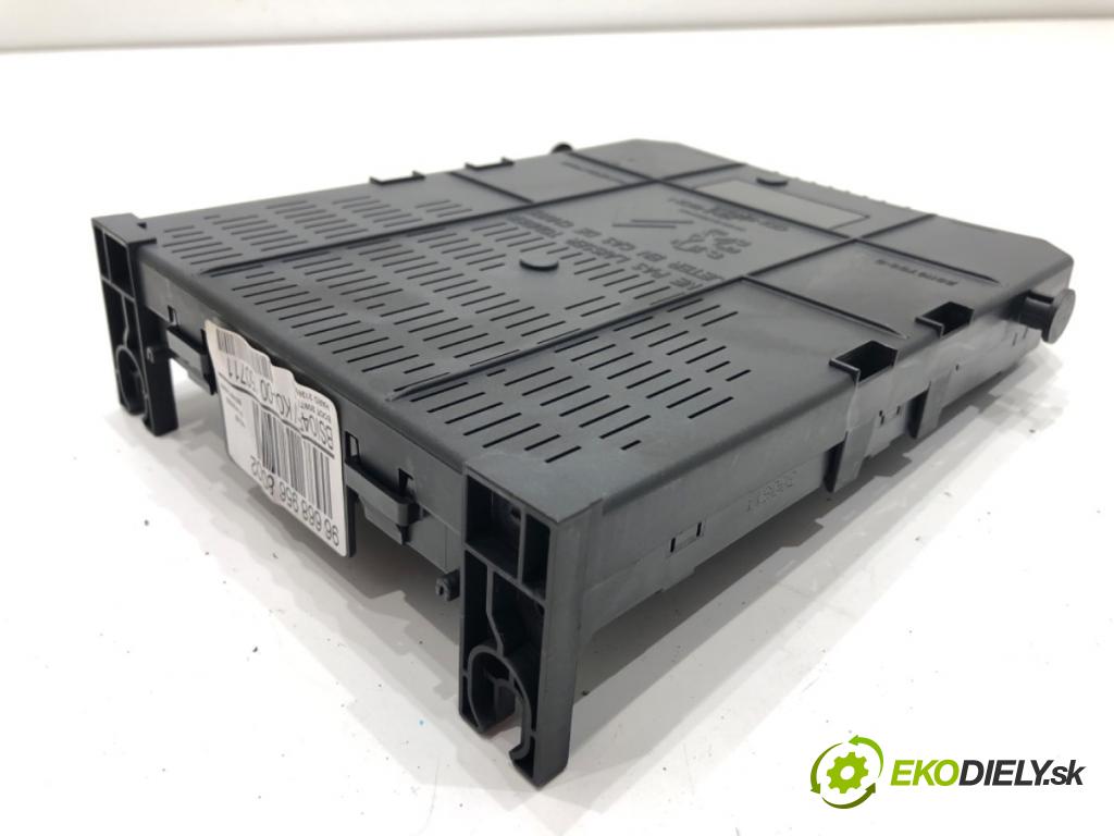 CITROEN C4 PICASSO I nadwozie wielkoprzestrzenne (MPV) (UD_) 2006 - 2015    2.0 HDi 165 120 kW [163 KM] olej napędowy 2010 - 2013  modul BSI 966689568002 (Pojistkové skříňky)
