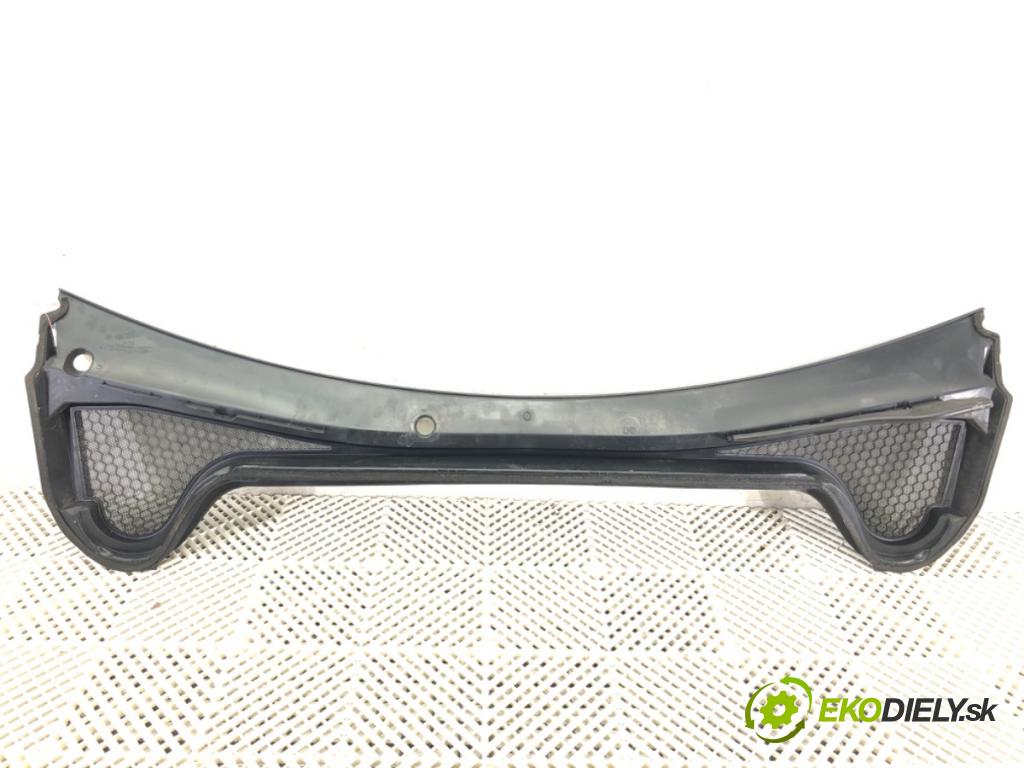 FORD FOCUS IV (HN) 2018 - 2022    1.0 EcoBoost 92 kW [125 KM] benzyna 2018 - 2022  Torpédo, plast pod čelné okno JX7B-A02222-AD (Torpédo (plast pod čelným sklom))
