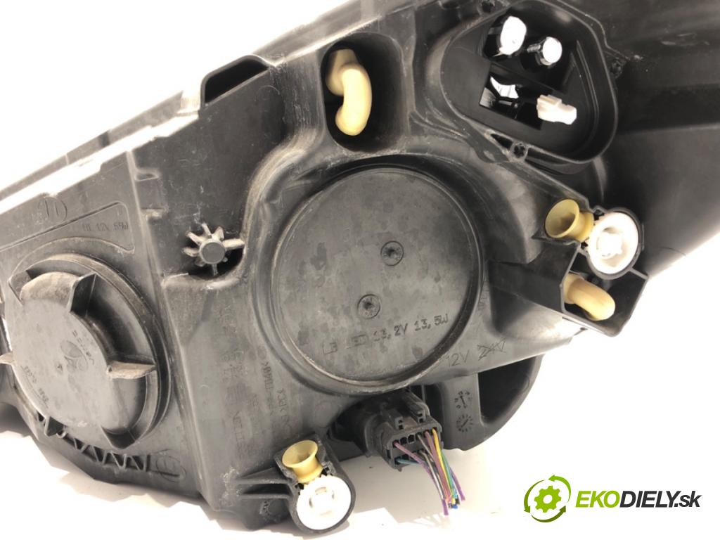 FORD FOCUS IV liftback 2019 92 kW 1.0 EcoBoost 999 světlomet pravý přední část MX7B-13E014-CC