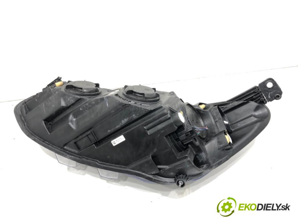 FORD FOCUS IV liftback 2019 92 kW 1.0 EcoBoost 999 světlomet pravý přední část MX7B-13E014-CC