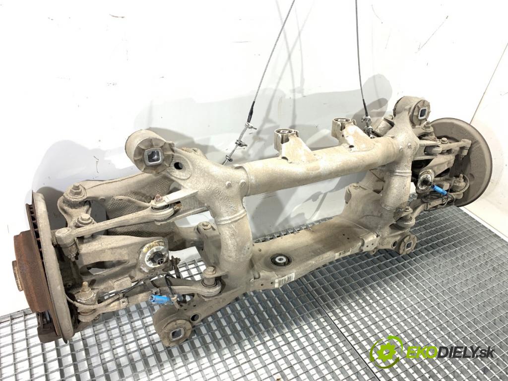 BMW 5 Touring (E61) 2004 - 2010    520 i 125 kW [170 KM] benzyna 2007 - 2010  výztuha zadní část