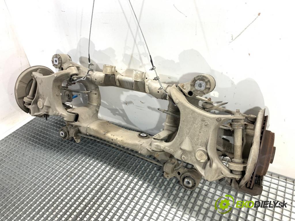 BMW 5 Touring (E61) 2004 - 2010    520 i 125 kW [170 KM] benzyna 2007 - 2010  výztuha zadní část