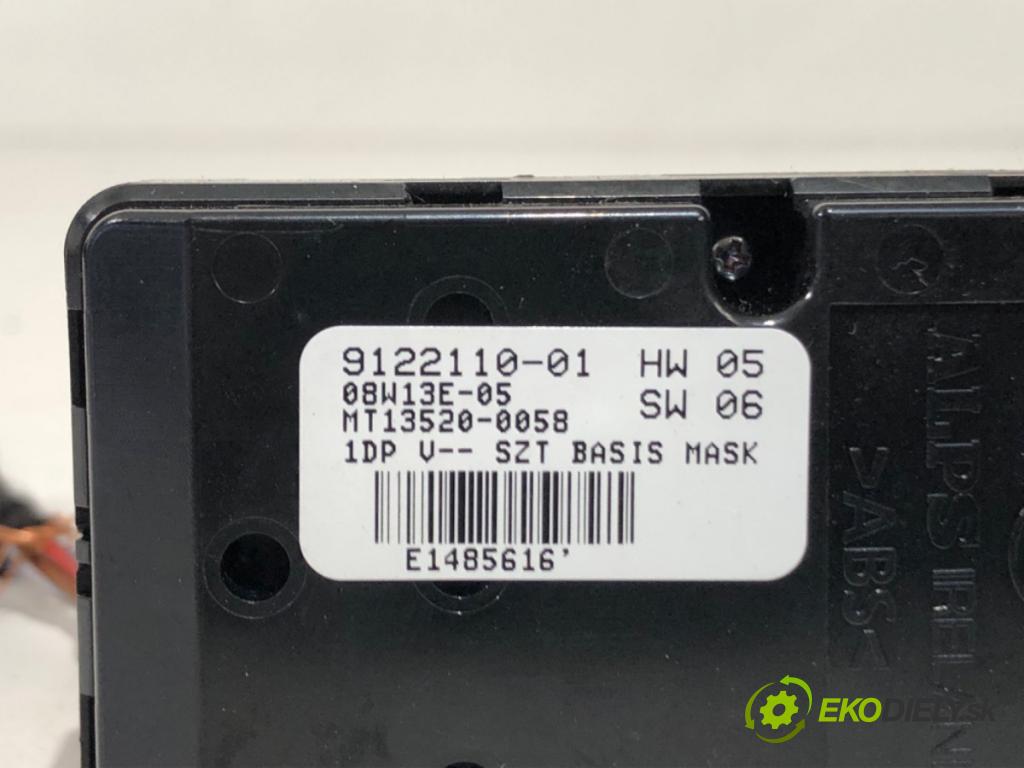 BMW 5 Touring (E61) 2004 - 2010    520 i 125 kW [170 KM] benzyna 2007 - 2010  Prepínač okien 9122110 (Prepínacie páčky pod volantom)