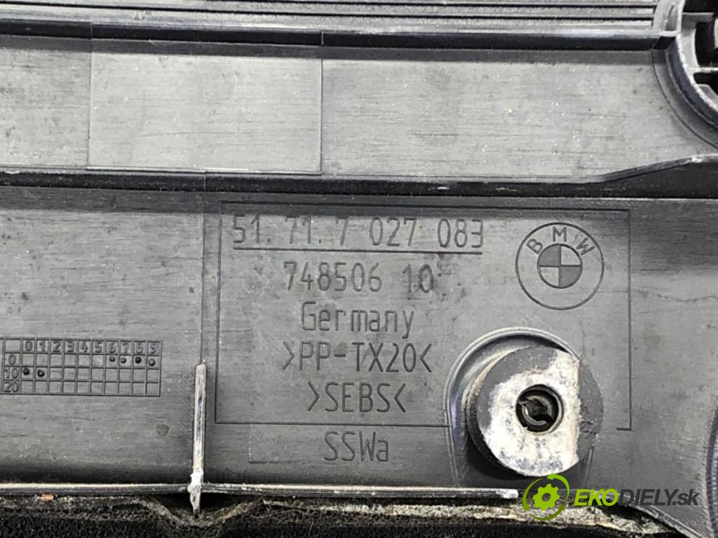 BMW E61 Kombi 2008 125 kW 520 i 1995 Torpédo, plast pod čelné okno 7027083 (Torpédo (plast pod čelným sklom))