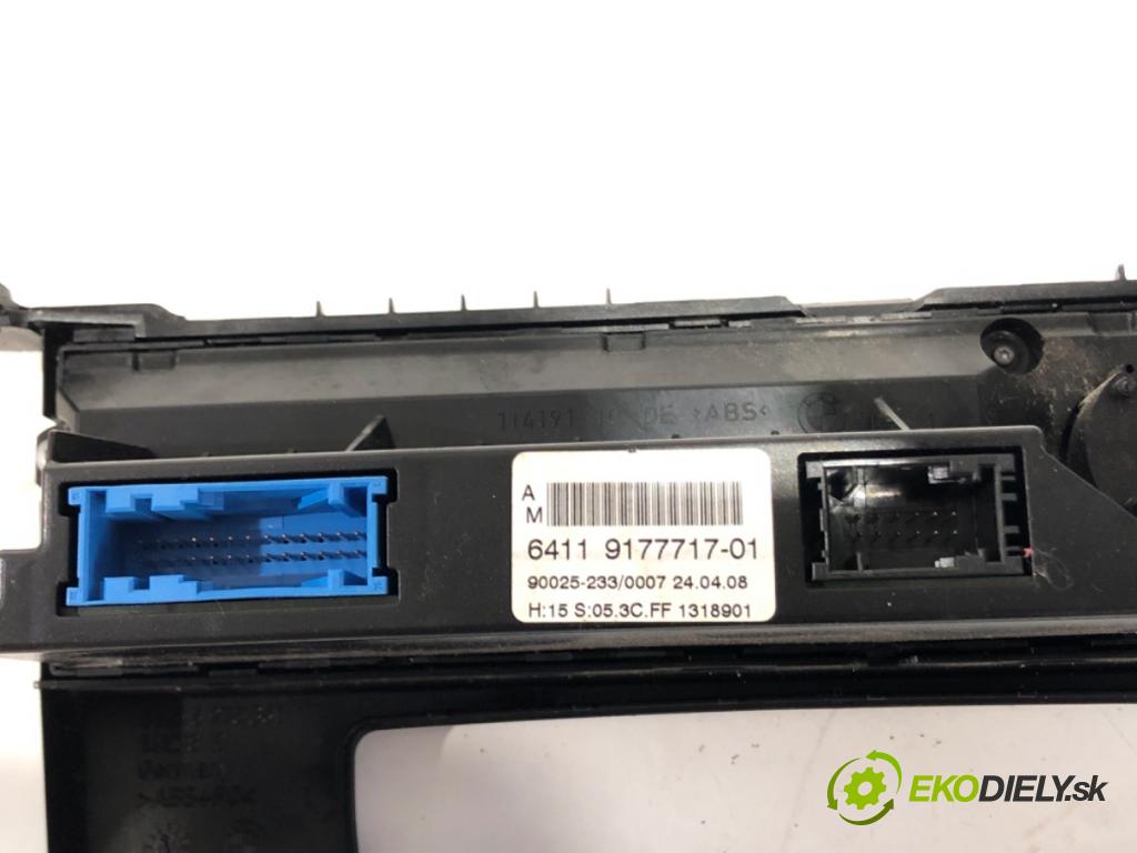 BMW 5 Touring (E61) 2004 - 2010    520 i 125 kW [170 KM] benzyna 2007 - 2010  Panel ovládania kúrenia 9177717 (Prepínacie páčky pod volantom)