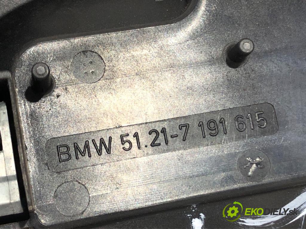 BMW E61 Kombi 2008 125 kW 520 i 1995 Kľučka vonkajšia ľavy predný 7191615