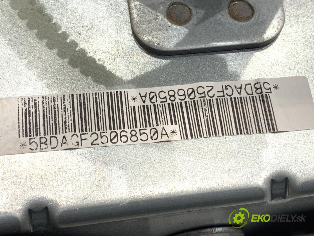 CITROEN C1 (PM_, PN_) 2005 - 2014    1.0 50 kW [68 KM] benzyna 2005 - 2014  AirBag spolujazdca  (Airbag)