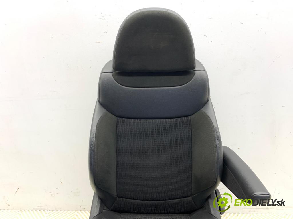 CITROEN C4 PICASSO I nadwozie wielkoprzestrzenne (MPV) 2011 120 kW 2.0 HDi 165 1997 Sedadlo pravy predný