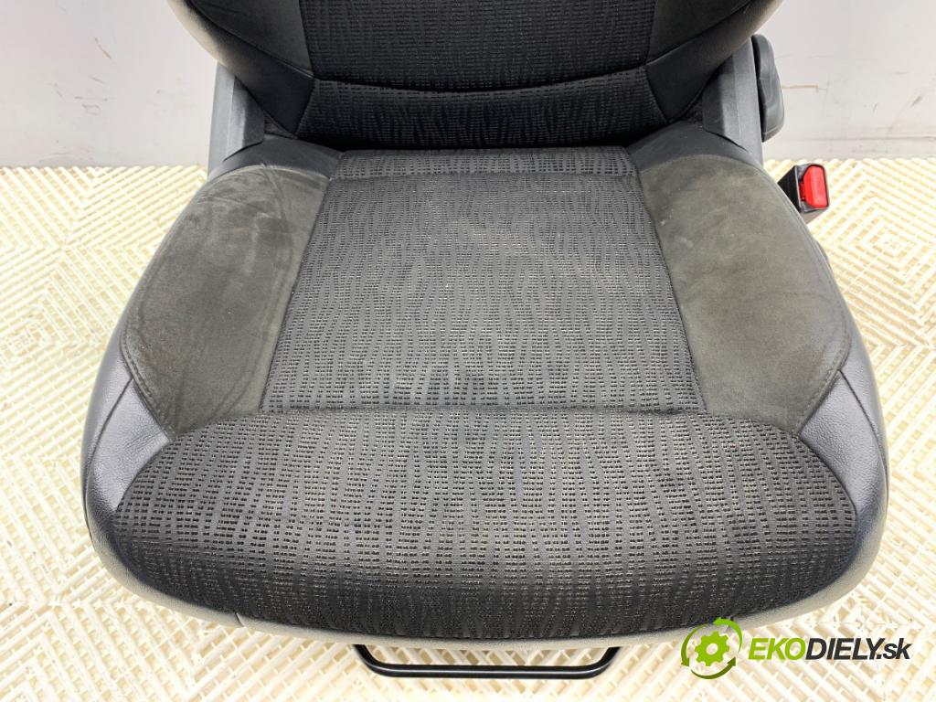CITROEN C4 PICASSO I nadwozie wielkoprzestrzenne (MPV) 2011 120 kW 2.0 HDi 165 1997 Sedadlo pravy predný