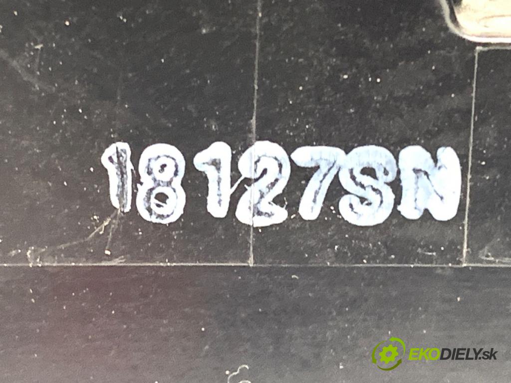 NISSAN X-TRAIL III (T32_, T32R, T32RR) 2013 - 2022    1.6 DIG-T (T32) 120 kW [163 KM] benzyna 2015 - 2022  Prepínač okien  (Prepínacie páčky pod volantom)