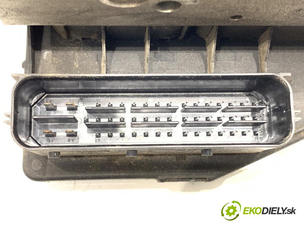 MERCEDES-BENZ W203 sedan 2001 120 kW C 200 Kompressor (203.045) 1998 Pumpa ABS 203545,1632 (Pumpa ABS)