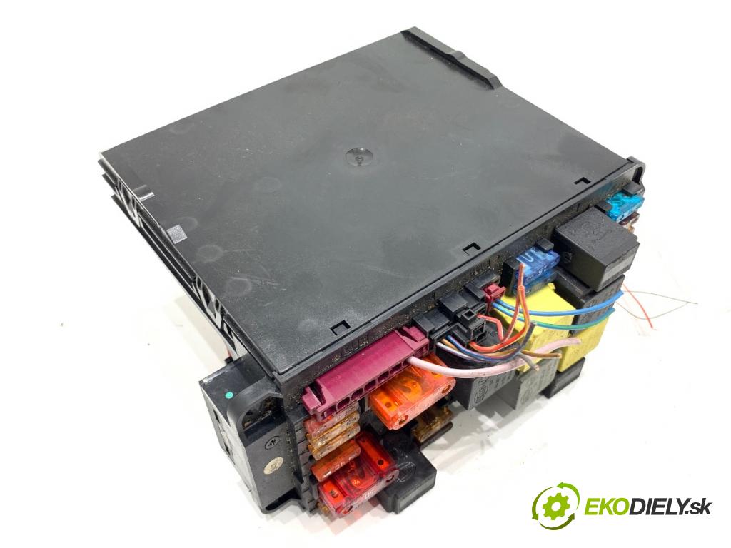 MERCEDES-BENZ W203 sedan 2001 120 kW C 200 Kompressor (203.045) 1998 Modul SAM 0025459401 (Elektrosúčasti ostatné)