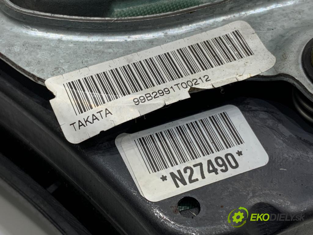 BMW E46 sedan 1998 87 kW 318 i 1895 AirBag volantu  (Airbag)