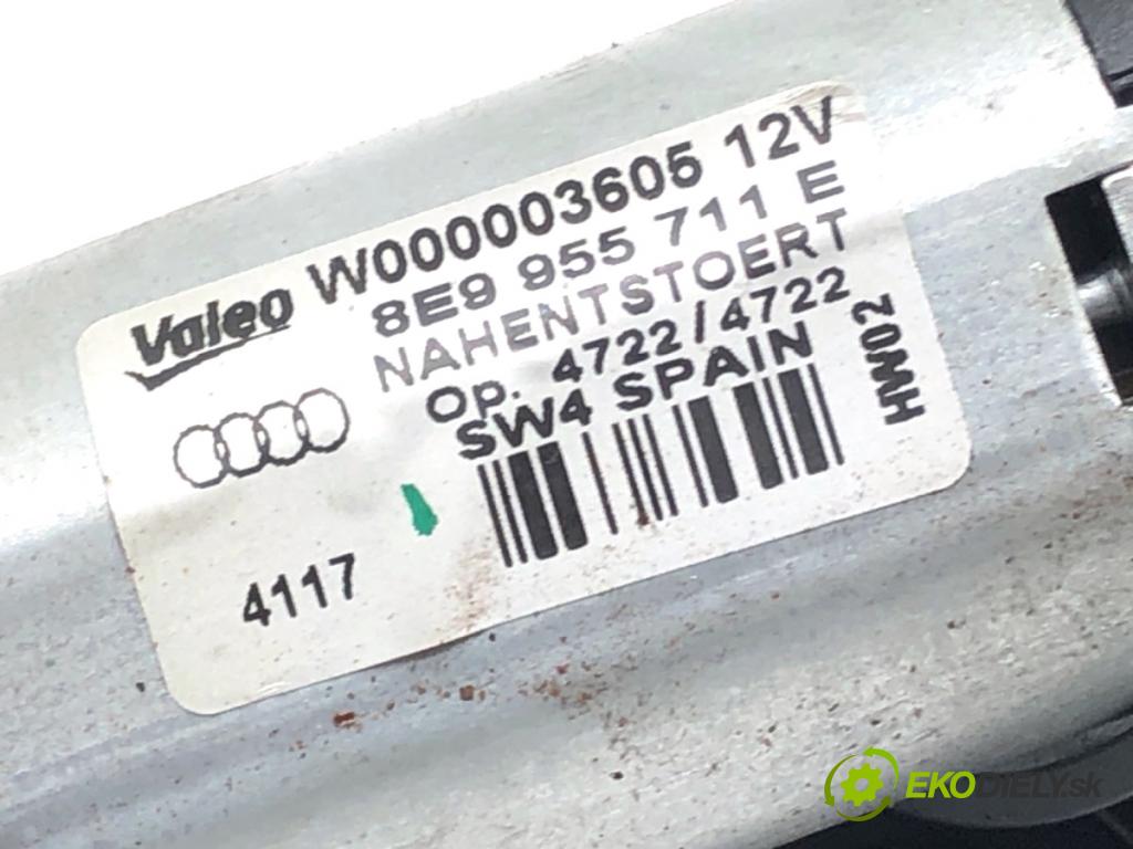 AUDI A4 B6 Kombi 2004 96 kW 1.9 TDI 1896 Motor stieračov zad 8E9955711E