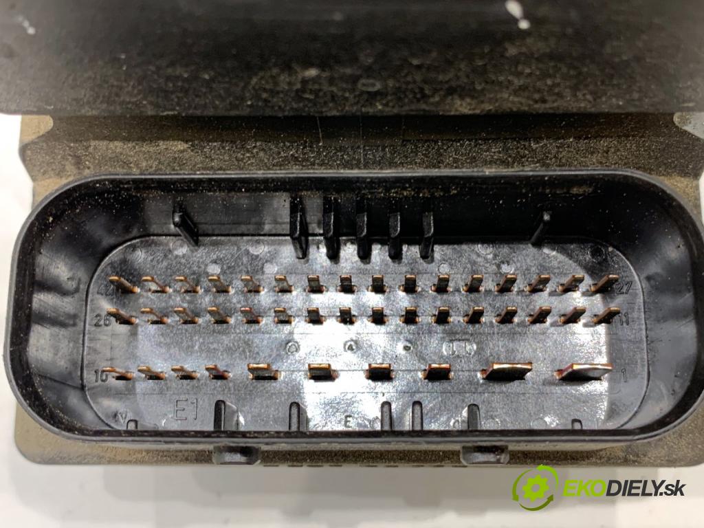 AUDI A4 B6 Kombi 2004 96 kW 1.9 TDI 1896 Pumpa ABS 0265950011 (Pumpa ABS)
