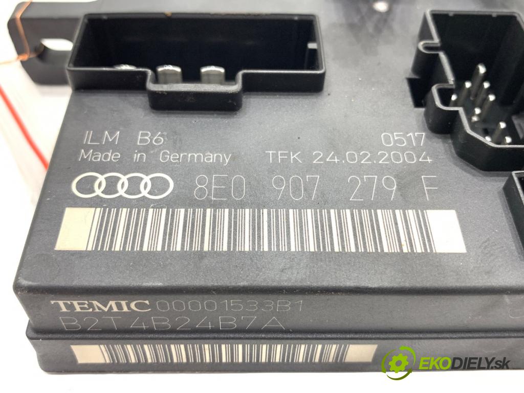 AUDI A4 B6 Kombi 2004 96 kW 1.9 TDI 1896 Modul svetiel 8E0907279F (Riadiaca jednotka ostatné)