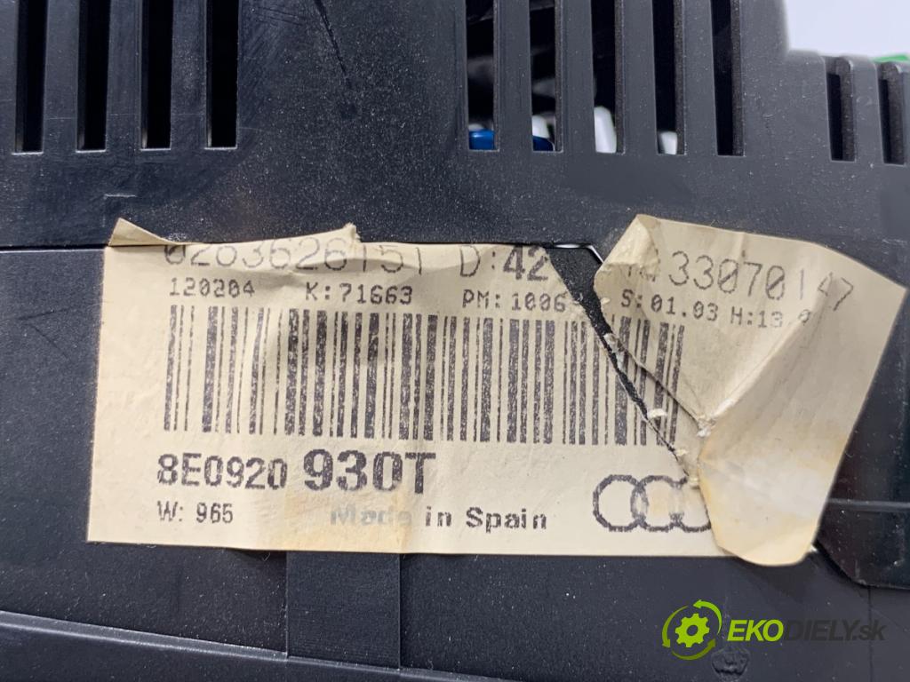 AUDI A4 B6 Kombi 2004 96 kW 1.9 TDI 1896 Prístrojovka 8E0920930T (Prístrojová doska, displej)
