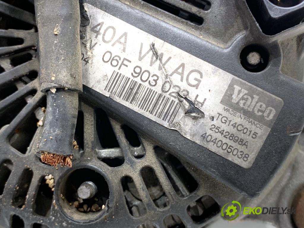 AUDI A4 B6 Kombi 2004 96 kW 1.9 TDI 1896 Alternátor 06F903023H (Alternátor)