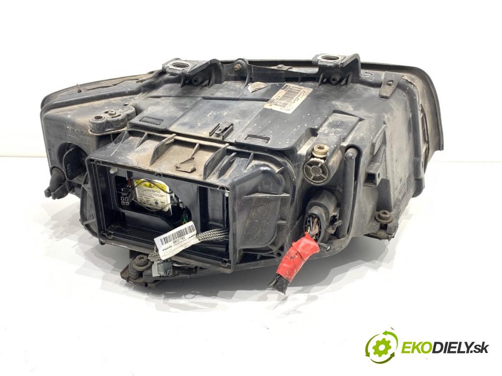 AUDI A4 B6 Kombi 2004 96 kW 1.9 TDI 1896 světlomet levý přední část XENON 8E0941003P