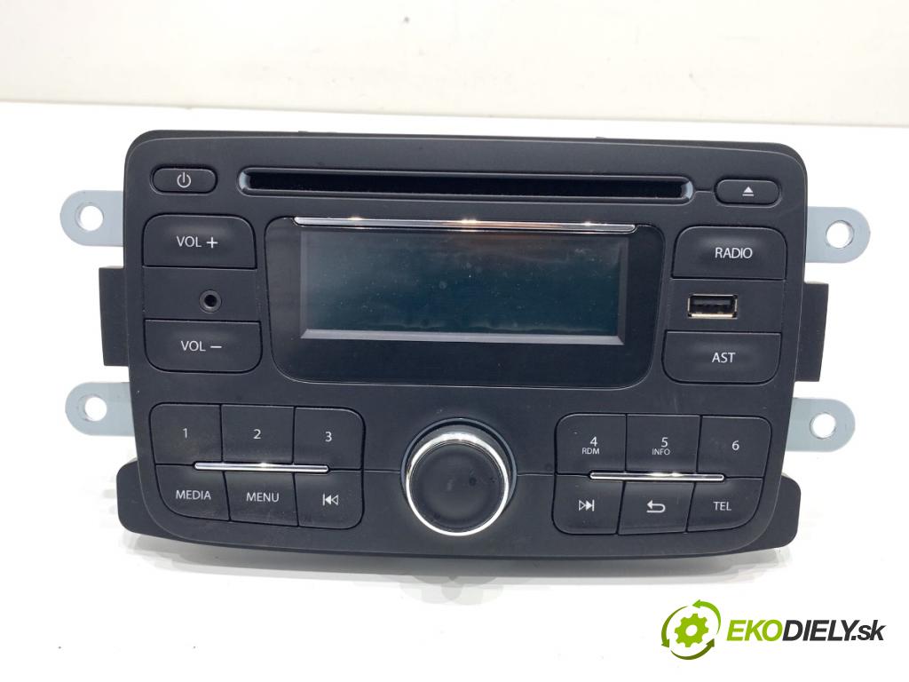 DACIA DUSTER SUV 2015 77 kW 1.6 16V 1598 RADIO  (Audio zariadenie)