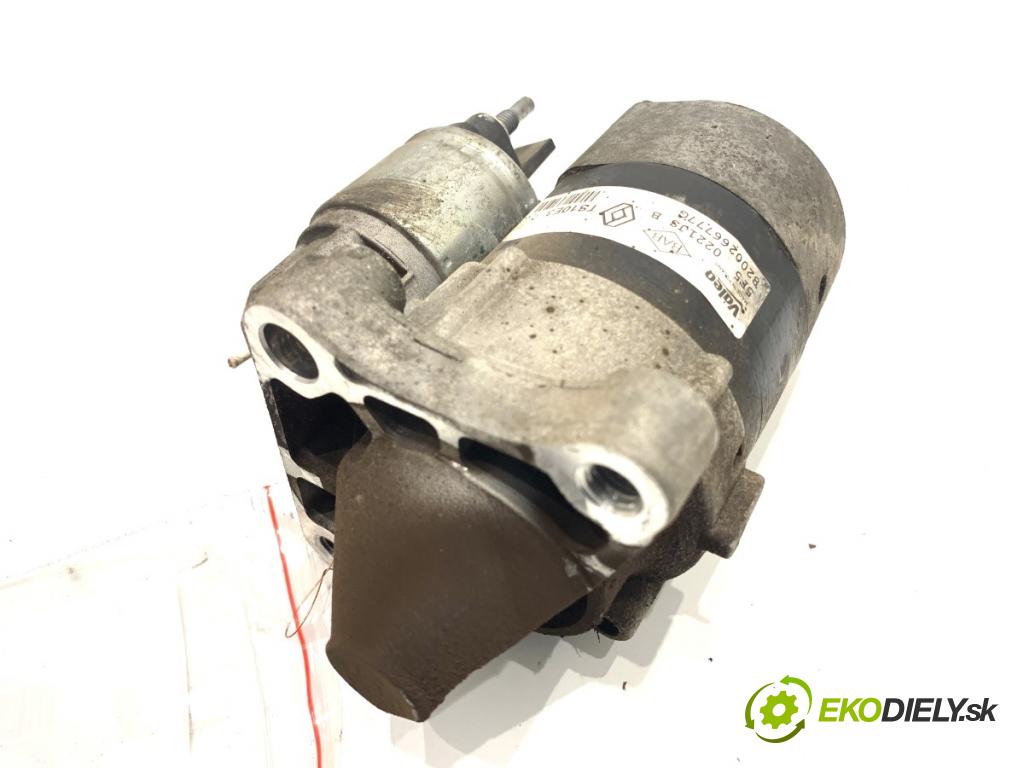 DACIA DUSTER SUV 2015 77 kW 1.6 16V 1598 Štartér 8200266777G (Štartér)