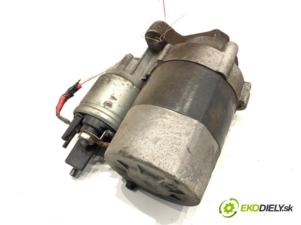 DACIA DUSTER SUV 2015 77 kW 1.6 16V 1598 Štartér 8200266777G (Štartér)