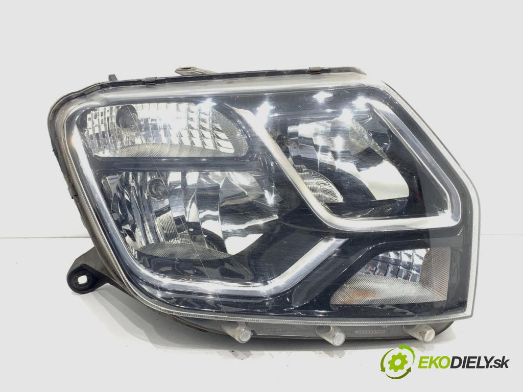 DACIA DUSTER SUV 2015 77 kW 1.6 16V 1598 světlomet pravý přední část 260100156R