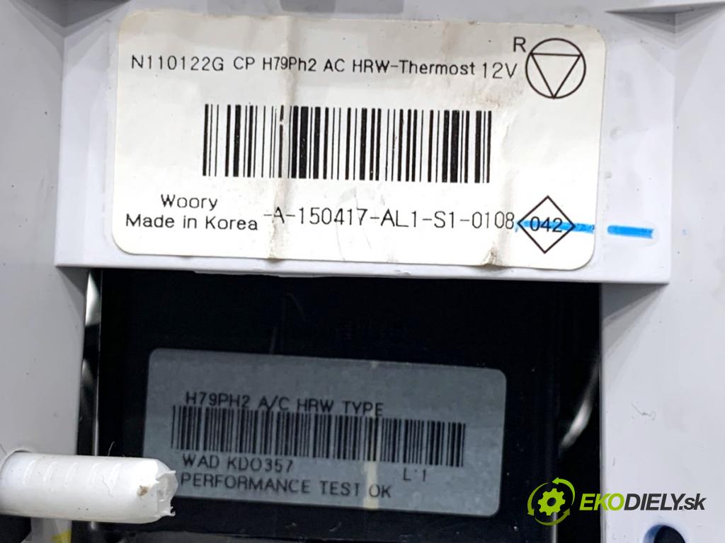 DACIA DUSTER SUV 2015 77 kW 1.6 16V 1598 Panel ovládania kúrenia H79PH2 (Prepínacie páčky pod volantom)