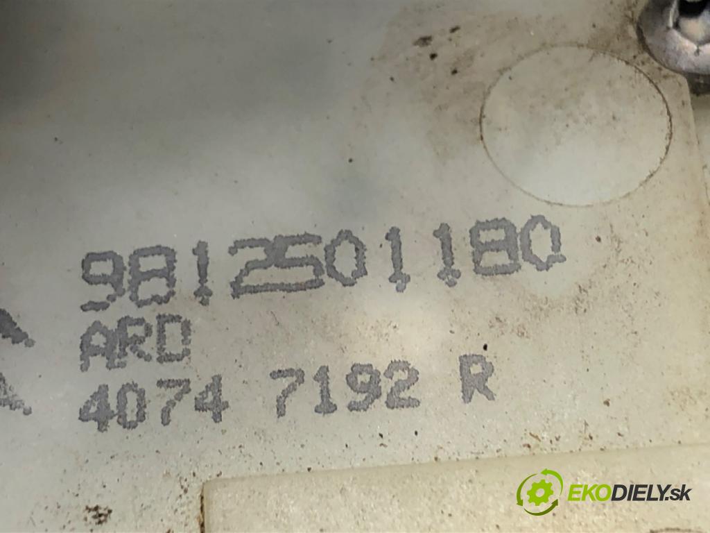 PEUGEOT 2008 I (CU_) 2013 - 2022    1.6 BlueHDi 100 73 kW [100 KM] olej napędowy 2015 - 2022  zámok dveře pravý zadní část 9812501180