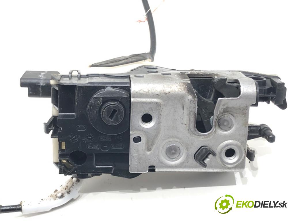 PEUGEOT 2008 I (CU_) 2013 - 2022    1.6 BlueHDi 100 73 kW [100 KM] olej napędowy 2015 - 2022  zámok dveře pravý přední část 9812500780