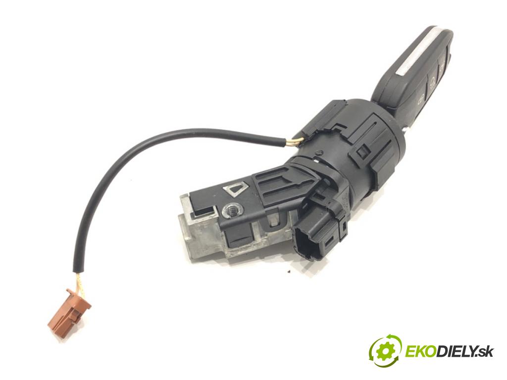 PEUGEOT 2008 I (CU_) 2013 - 2022    1.6 BlueHDi 100 73 kW [100 KM] olej napędowy 2015 - 2022  spinačka 9673257480 (Spínacia skrinka)