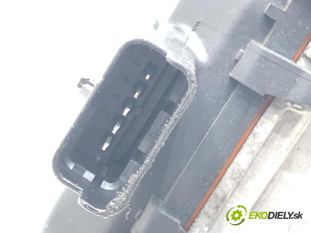 PEUGEOT 2008 I (CU_) 2013 - 2022    1.6 BlueHDi 100 73 kW [100 KM] olej napędowy 2015 - 2022  Škrtiaca klapka 9807238580 (Škrtiaca klapka)