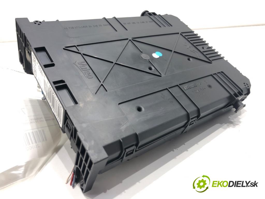 PEUGEOT 2008 I (CU_) 2013 - 2022    1.6 BlueHDi 100 73 kW [100 KM] olej napędowy 2015 - 2022  modul BSI 9807532080 (Pojistkové skříňky)