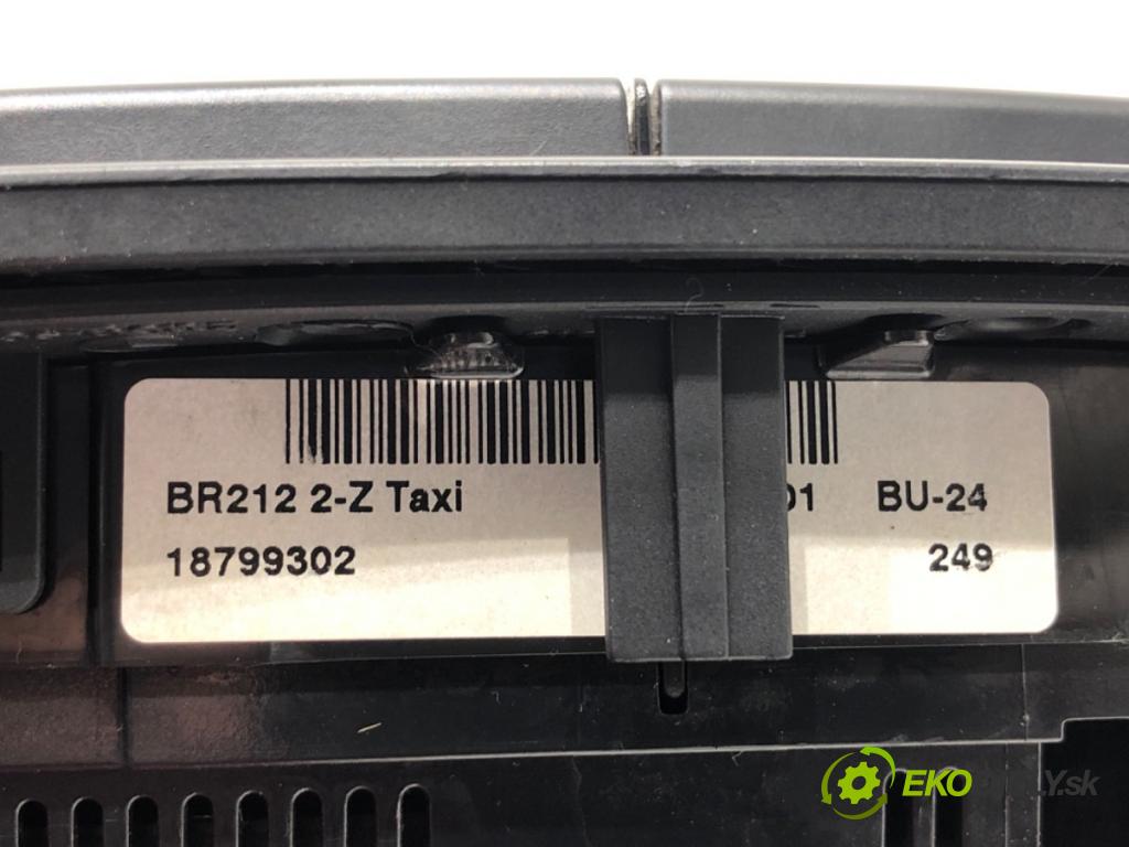 MERCEDES-BENZ KLASA E T-Model (S212) 2009 - 2016    E 200 CDI / BlueTEC (212.205, 212.206) 100 kW [136 KM] olej napędowy 2009 - 2016  Panel ovládania kúrenia A2129006627 (Prepínacie páčky pod volantom)