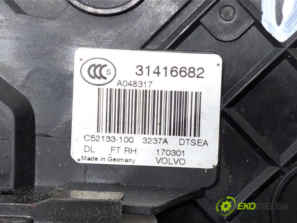 VOLVO XC60 I SUV 2017 110 kW D3 1969 zámok dveře pravý přední část 31416682