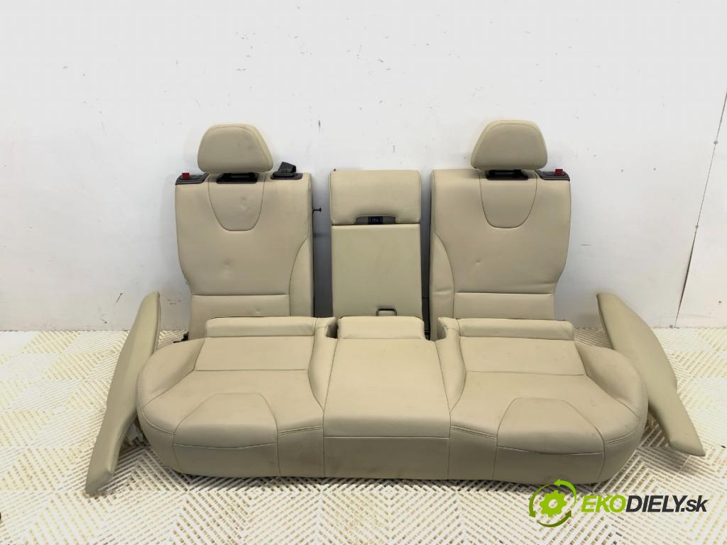 VOLVO XC60 I SUV (156) 2008 - 2017    D3 110 kW [150 KM] olej napędowy 2015 - 2017  Sedadlo druhý rad 