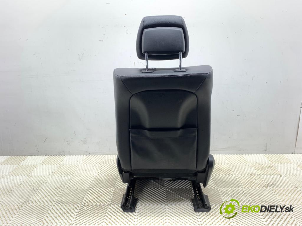 MERCEDES-BENZ S212 Kombi 2015 100 kW E 200 CDI / BlueTEC (212.205, 212.206) 2143 Sedadlo pravy predný
