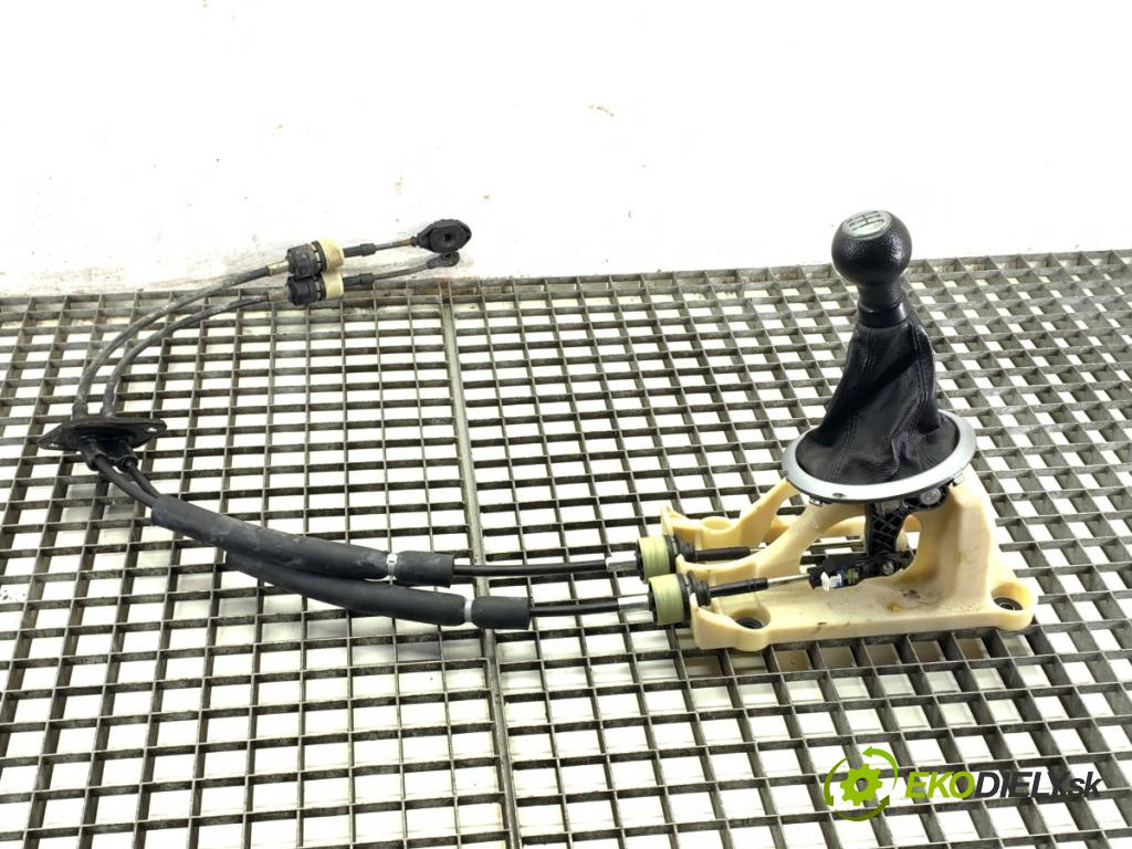 SUZUKI SX4 (EY, GY) 2006 - 2022    1.6 VVT (RW 416) 79 kW [107 KM] benzyna 2006 - 2022  Kulisa  (Rýchlostná páka (kulisa))