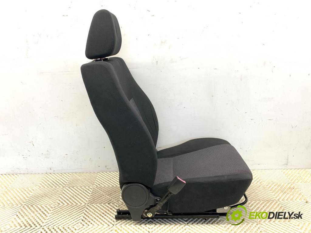 SUZUKI SX4 (EY, GY) 2006 - 2022    1.6 VVT (RW 416) 79 kW [107 KM] benzyna 2006 - 2022  Sedadlo ľavy predný